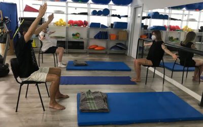 Vuelven nuestros grupos de yoga presencial y online para personas con esclerosis múltiple